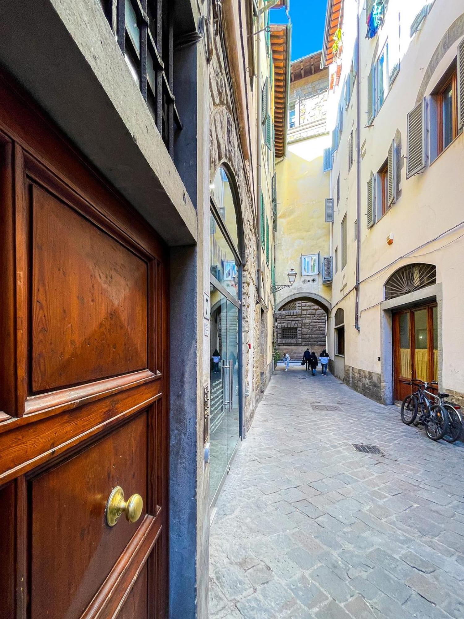 Lovely Apartment Near Piazza Della Signoria Florence Buitenkant foto